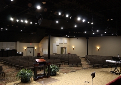 Comfort Meets Elegance: Exploring Wood Worship Seating Trends blog image